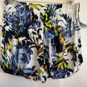 French Connection Floral Printed Pull On Shorts - Size 4